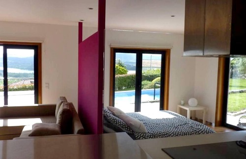Vila Nova de Cerveira House | Homerez - House 10 km away from the beach for 4 ppl. with swimming-pool at Prado