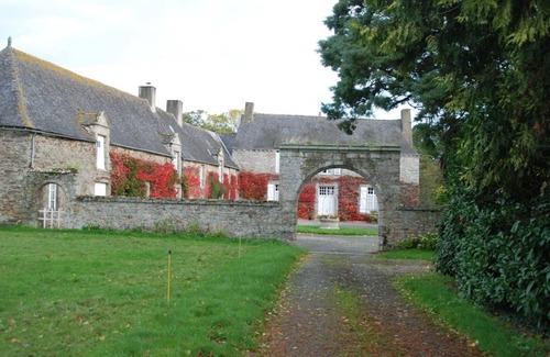 Saint-Igneuc House | Homerez - House 60m² Jugon-les-Lacs + Garden
