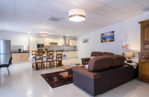Leiria House | Homerez - House Boa Vista with pool