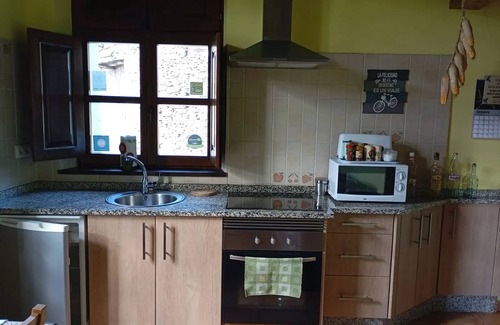 Grandas de Salime House | Homerez - House in Grandas de Salime