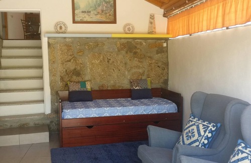 Vila Verde House | Homerez - House for 4 with garden, terrace and balcony in Rendufe