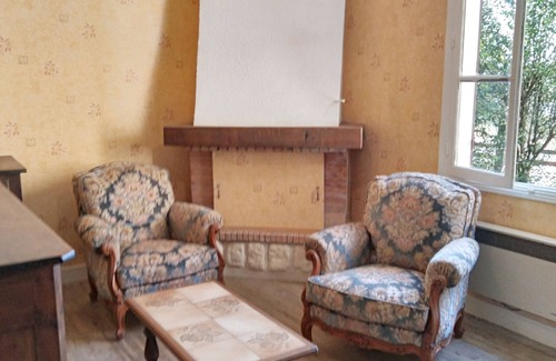 Lathus-Saint-Remy House | Homerez - House in Lathus-Saint-Rémy