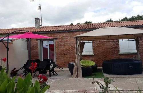 Mareuil-sur-Cher House | Homerez - House in Mareuil-sur-Cher