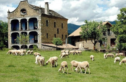 Albella House | Homerez - House in Albella, mountain view.
