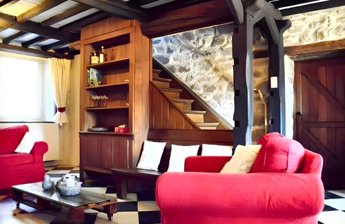 Grandham House | Homerez - House in Forest, Viroinval