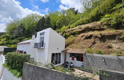 Furnas House | Homerez - House in Furnas with fireplace