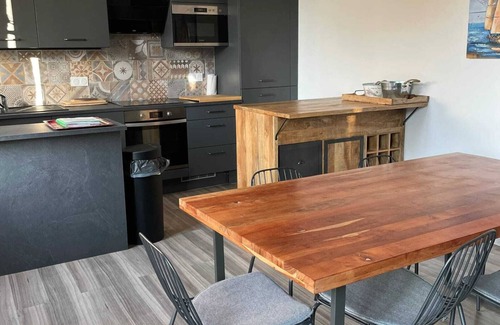 Jard-sur-Mer House | Homerez - House in Jard-sur-Mer