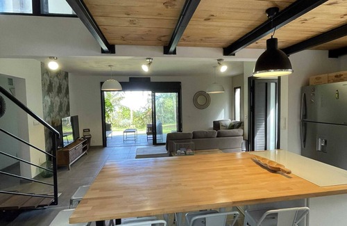 La Montagne House | Homerez - House in La Montagne