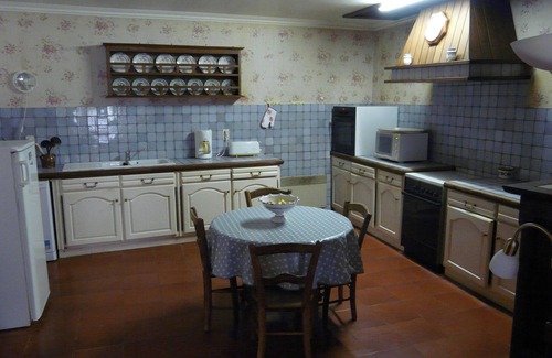 Lannes House | Homerez - House in Lannes, terrace and garden
