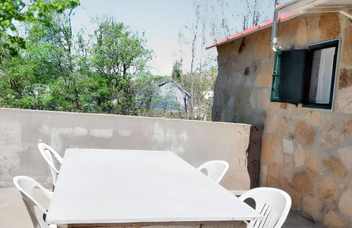 Penhas da Saude House | Homerez - House in Cortes do Meio