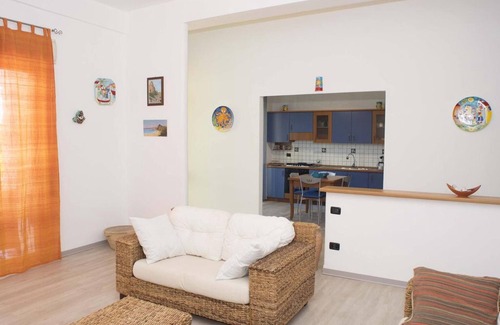 San Giorgio House | Homerez - House in San Giorgio, sea view