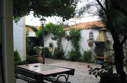 Ivanrey House | Homerez - House, mountain view