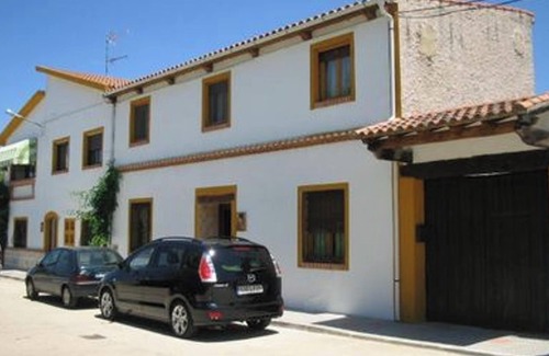 Ivanrey House | Homerez - House, mountain view