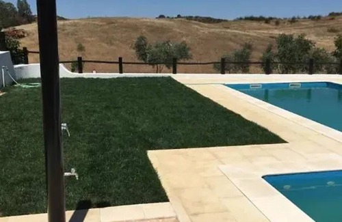Mertola House | Homerez - Luxurious House in Corte de Pao with Private Pool