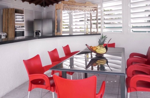 Saint-Francois Villa | Homerez - Luxurious Villa in Saint Francois, private pool