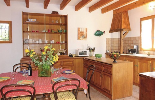 Grillon Villa | Homerez - Luxury Villa in Grillon with Private Pool