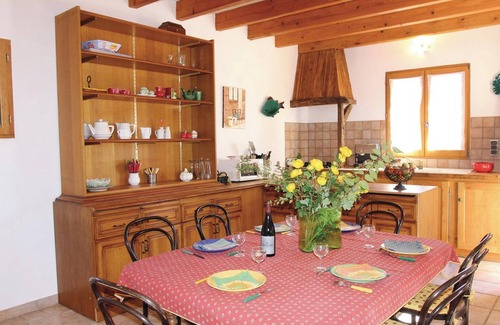 Grillon Villa | Homerez - Luxury Villa in Grillon with Private Pool
