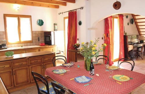 Grillon Villa | Homerez - Luxury Villa in Grillon with Private Pool