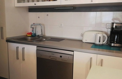 Mestalla Apartment | Homerez - Modern Apt in València
