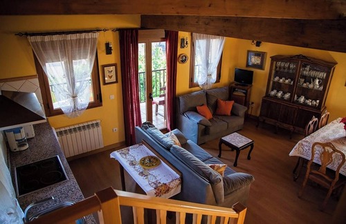 Rozuelo House | Homerez - Mountain house in Tedejo.