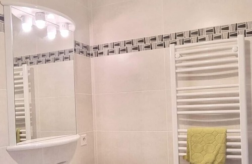 Thorigne-sur-Due Apartment | Homerez - Nice apartment for 2 ppl. with garden and terrace at Thorigné-sur-Dué