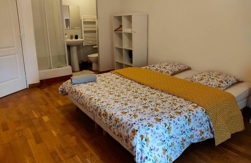 Citry Apartment | Homerez - Nice apartement for 6 ppl. with garden at Citry