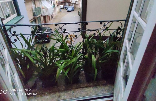 Old Town Apartment | Homerez - Nice appartement for 2 ppl. with balcony at Guimarães
