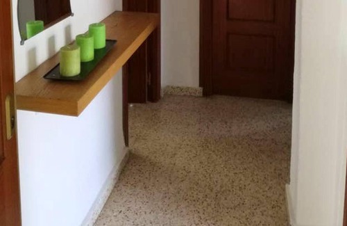 Plaza de Toros-Doctores-San Lazaro Apartment | Homerez - Nice appartement for 7 ppl. with balcony at Granada