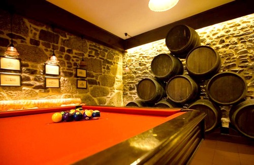 Queimada Apartment | Homerez - Nice appartement for 2 ppl. with shared pool and jacuzzi at Armamar