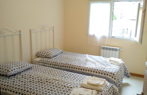 Centro y casco historico Apartment | Homerez - Nice appartement for 7 ppl. at Oviedo