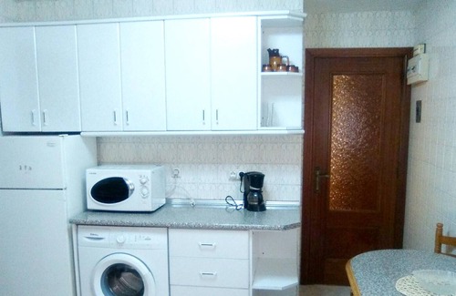 Oviedo City Centre Apartment | Homerez - Nice appartement for 5 ppl. at Oviedo