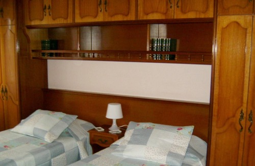 Oviedo City Centre Apartment | Homerez - Nice appartement for 5 ppl. at Oviedo