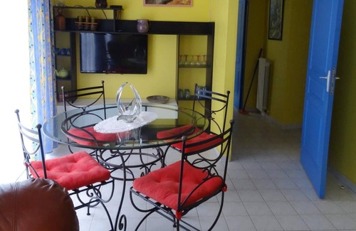 Annot Apartment | Homerez - Nice appartement for 6 ppl. with garden and terrace at Annot