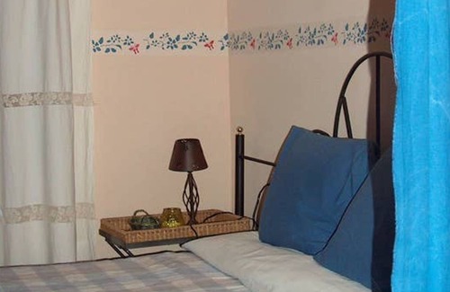 Robledillo de Gata Apartment | Homerez - Nice studio for 2 ppl. with balcony at Robledillo de Gata