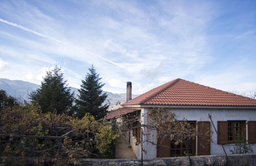 Manna House | Homerez - Nice house With mountain view and terrace