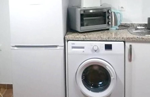 Doctor Barraquer-Grupo Renfe-Policlinico Apartment | Homerez - Nice studio for 2 ppl. at Sevilla