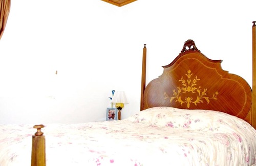 Lamego Villa | Homerez - Nice villa for 6 ppl. with swimming-pool, garden and terrace at Lamego