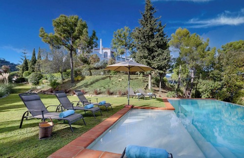 El Madronal Villa | Homerez - Paradisiacal Villa in Benahavís with Jacuzzi and Private Pool