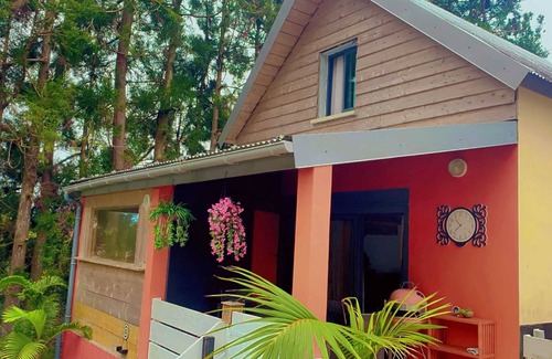 La Plaine-des-Palmistes House | Homerez - Bungalow in La Plaine des Palmistes