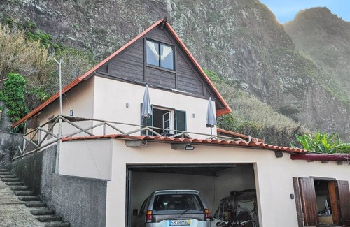 Sao Jorge House | Homerez - Seaside House, São Jorge.