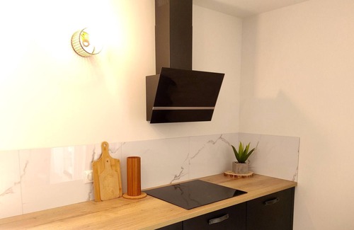 Escragnolles Apartment | Homerez - Spacious appartement for 6 ppl. with terrace at Escragnolles