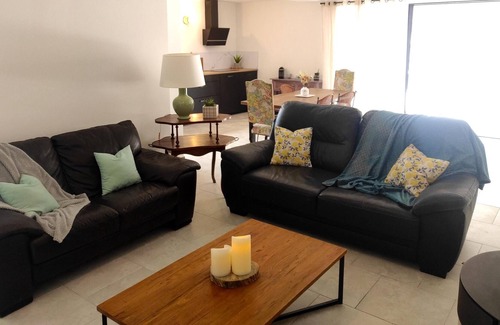 Escragnolles Apartment | Homerez - Spacious appartement for 6 ppl. with terrace at Escragnolles