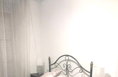 Ciudad Real Apartment | Homerez - Spacious apartement for 4 ppl. with balcony at Ciudad Real