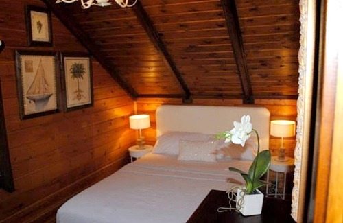 Sabando Ski Chalet | Homerez - Spacious chalet for 8 ppl. with garden, terrace and balcony at Sabando
