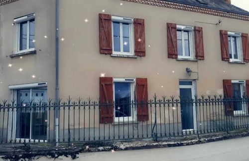 Bressuire House | Homerez - Spacious house with garden in Bressuire