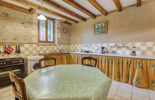 Marcellus House | Homerez - Spacious House - Marcellus - 400 m² - Garden