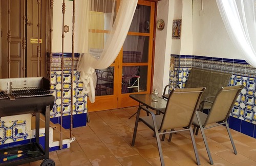 Arjona House | Homerez - Spacious house for 8 ppl. at Arjona