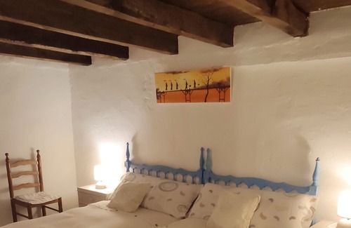 Beamud House | Homerez - Spacious house for 6 ppl. with terrace at Beamud
