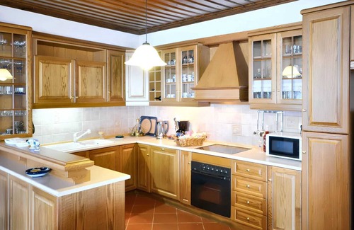 Makrynitsa House | Homerez - Spacious house with sea view in Volos