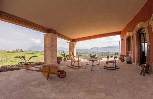 Segni Villa | Homerez - Spacious Villa with Pool in Segni